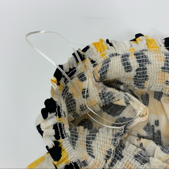 Who What Wear Linen Graphic Cat Smocked Off The Shoulder Short Sleeve Blouse Nwt - Picture 12 of 16